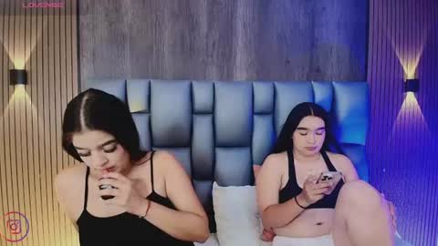 Snapshot of sophiaa_taylor_ chatting on 07-07-26, 04:26 online show from 07-07-26, 04:26