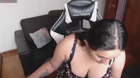 sophiaa_vega_ online show from 04-24-26, 12:07