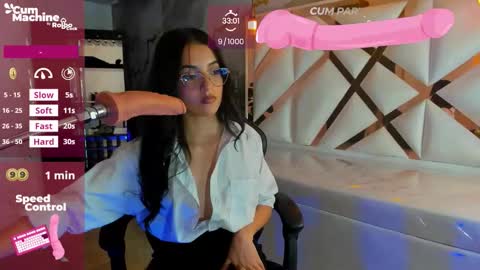 Snapshot of sophiadoll_tf chatting on 11-15-25, 09:43 sophiadoll_tf online show from 11-15-25, 09:43