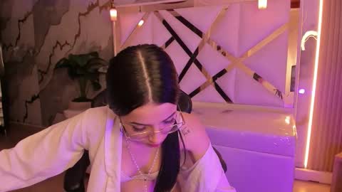 Snapshot of sophiadoll_tf chatting on 12-03-25, 08:29 sophiadoll_tf online show from 12-03-25, 08:29