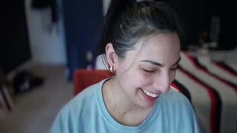 sophiadover online show from 04-29-26, 05:30