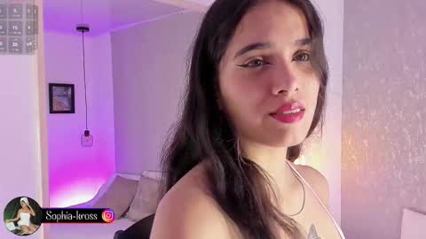 Sophia  online show from 11-20-25, 05:07