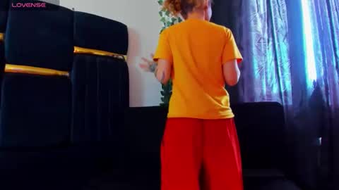 sophiamiller6 online show from 04-18-26, 01:26