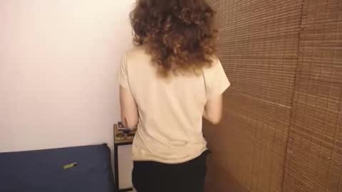 Snapshot of sophiamiller6 chatting on 05-15-26, 02:18 sophiamiller6 online show from 05-15-26, 02:18