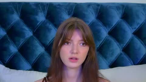 SophiaProve online show from 06-07-26, 04:11