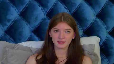 SophiaProve online show from 06-08-26, 02:23
