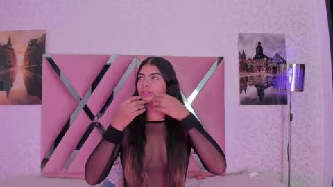 Sophia Salazar online show from 11-07-25, 11:54