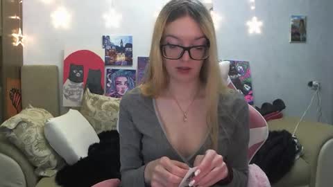 SophiaSonata online show from 09-16-25, 08:21