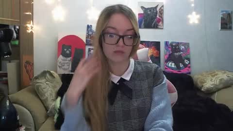 SophiaSonata online show from 10-04-25, 07:56