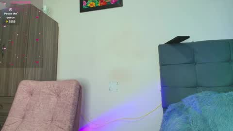 Snapshot of sophie_astor chatting on 04-27-26, 11:03 Sophie online show from 04-27-26, 11:03