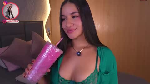 sofia online show from 11-25-25, 10:54