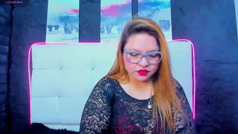 Snapshot of sophie_ebanks chatting on 02-03-26, 10:09 Soph online show from 02-03-26, 10:09