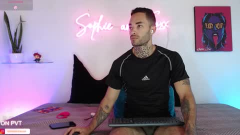 SOPHIE - FOXX online show from 10-22-25, 01:44