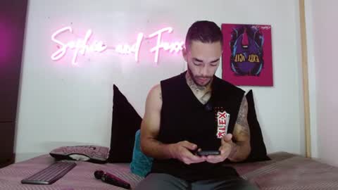 Snapshot of sophie_foxx chatting on 06-12-26, 12:15 SOPHIE - FOXX online show from 06-12-26, 12:15