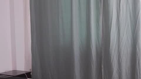 Snapshot of sophie_jeans chatting on 10-05-25, 01:42 Sophie jeans online show from 10-05-25, 01:42