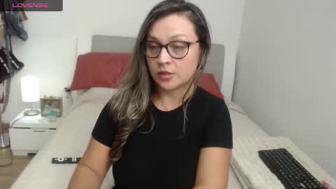 Sofa online show from 02-27-25, 03:36