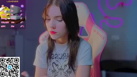 sophie_nomenal_ online show from 03-05-26, 09:27