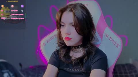 sophie_nomenal_ online show from 05-10-26, 11:43