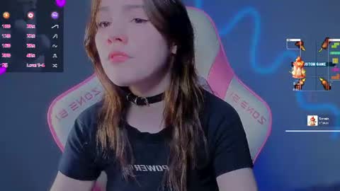 sophie_nomenal_ online show from 07-25-26, 06:27