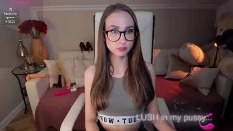 Snapshot of sophie_rocks chatting on 06-28-26, 11:05 Sophie online show from 06-28-26, 11:05