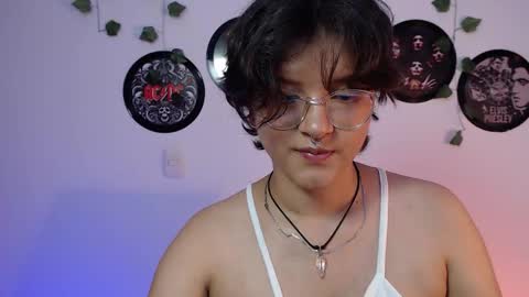 sophie_ross1 online show from 10-18-25, 01:08
