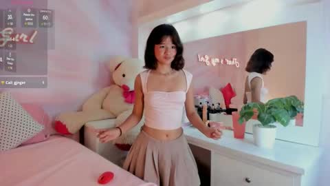 Sophie Smitt  online show from 11-25-25, 02:00