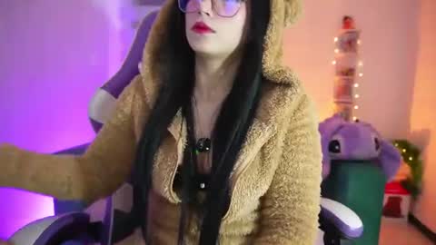sophie_soft69 online show from 07-16-26, 04:51