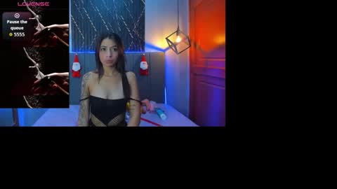 Sophie Sweet online show from 11-26-25, 05:52