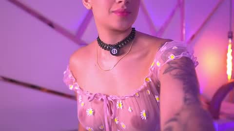 Sophie online show from 05-28-26, 08:06