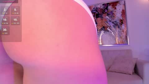 Sophie online show from 02-14-25, 05:51