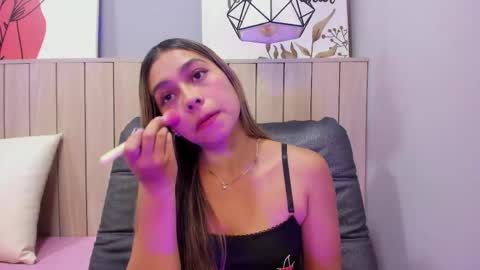 Snapshot of sophiebenson_ chatting on 06-02-26, 12:29 Sophie online show from 06-02-26, 12:29