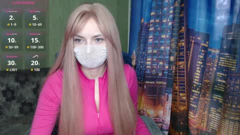 Sophie online show from 04-07-26, 08:37