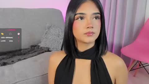 sophie  online show from 06-17-26, 04:26
