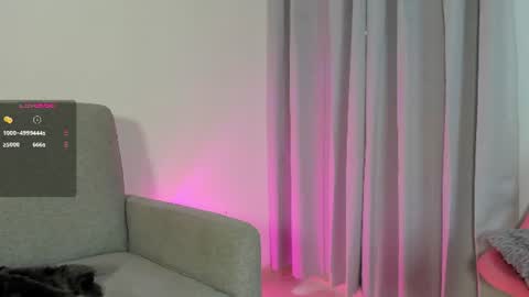 sophie  online show from 07-19-26, 07:39