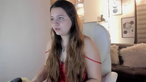 Sophie  online show from 10-11-25, 03:10