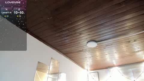 Sophie  online show from 12-22-25, 01:19