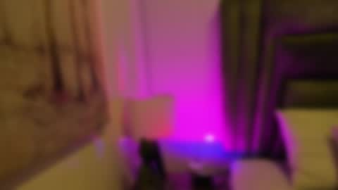 Snapshot of sophiee_smith chatting on 02-11-25, 11:32 Sophie online show from 02-11-25, 11:32