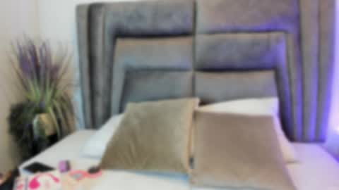 Snapshot of sophiee_smith chatting on 02-27-25, 11:31 Sophie online show from 02-27-25, 11:31