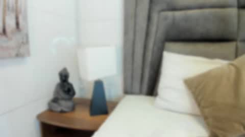 Snapshot of sophiee_smith chatting on 02-28-25, 11:14 Sophie online show from 02-28-25, 11:14
