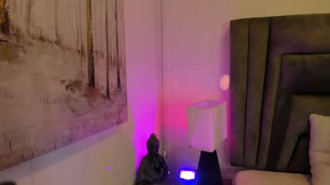 Snapshot of sophiee_smith chatting on 03-04-25, 11:29 Sophie online show from 03-04-25, 11:29