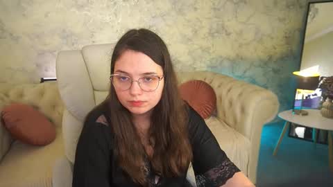 sophieedreams online show from 11-22-25, 11:15