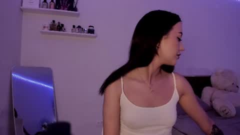 Snapshot of sophieelainee chatting on 07-26-26, 06:04 Sophie online show from 07-26-26, 06:04
