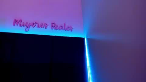 Snapshot of sophieharris__ chatting on 03-01-25, 01:11 sophieharris__ online show from 03-01-25, 01:11