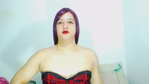 sophiehillsxo online show from 05-18-26, 05:46