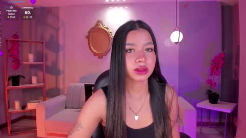 Sophie Houston online show from 11-09-25, 04:22