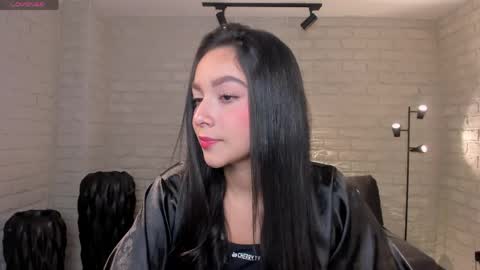 Sophie online show from 05-18-26, 07:20