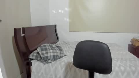 Snapshot of sophielatina chatting on 01-18-26, 12:58 Sophia online show from 01-18-26, 12:58