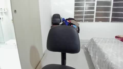 Snapshot of sophielatina chatting on 03-16-26, 05:35 Sophia online show from 03-16-26, 05:35