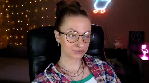 sophieleroux online show from 04-24-26, 01:02