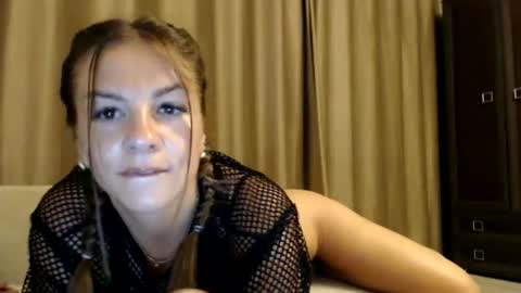sophieluxe online show from 06-25-26, 08:24